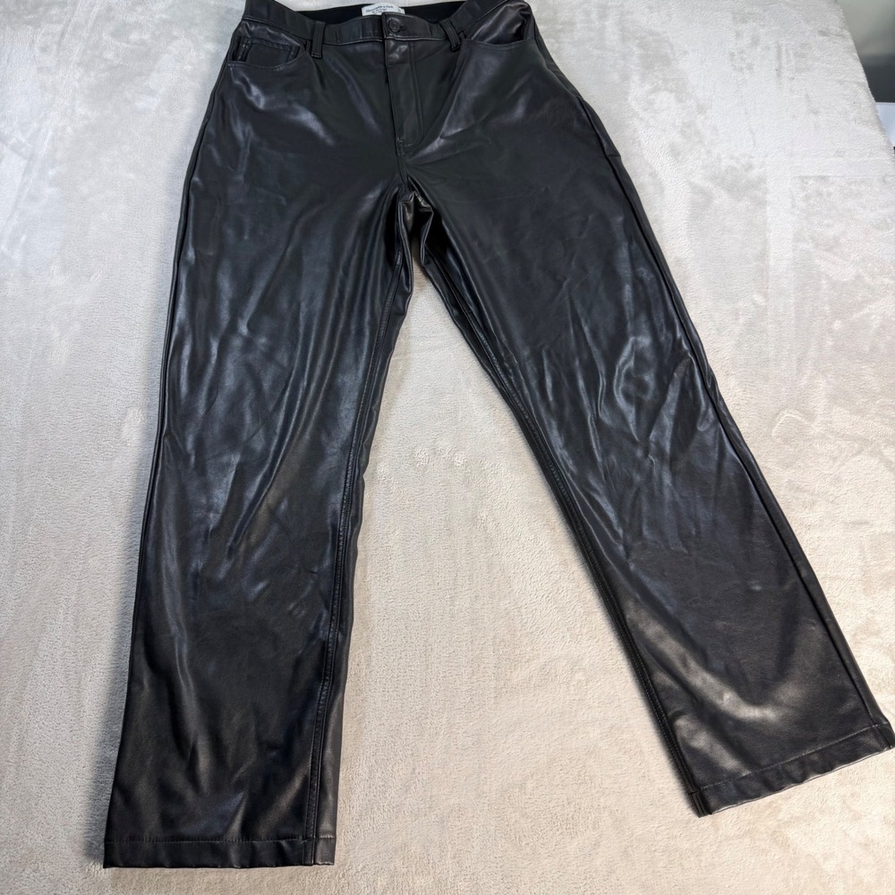 Abercrombie & Fitch 90s Straight Ultra High Rise Women 12 Black Leather Pants